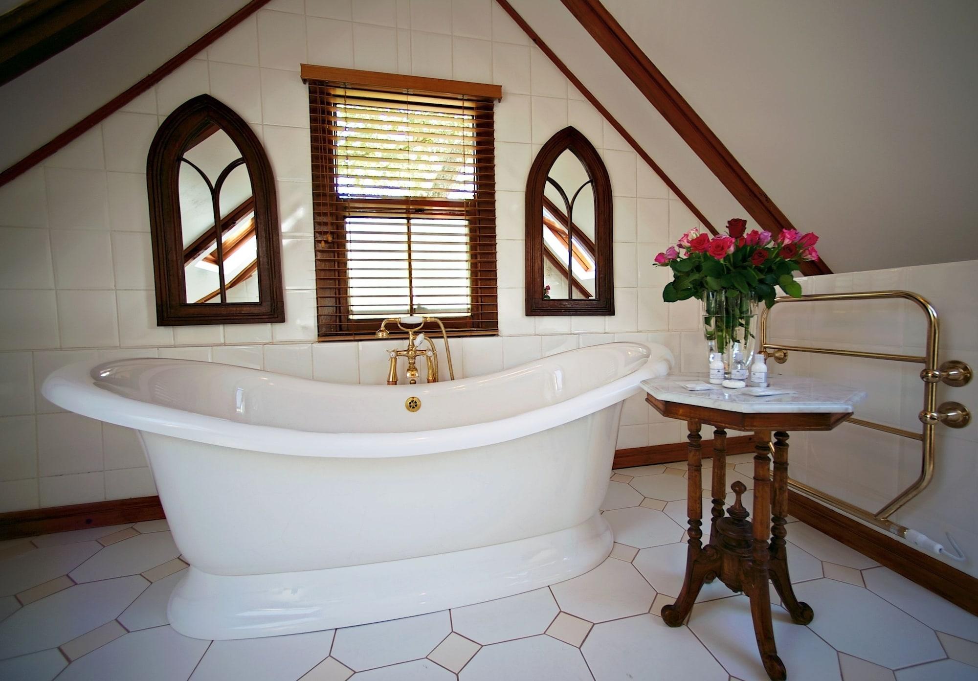 Roosenwijn Guesthouse Стеленбош Екстериор снимка