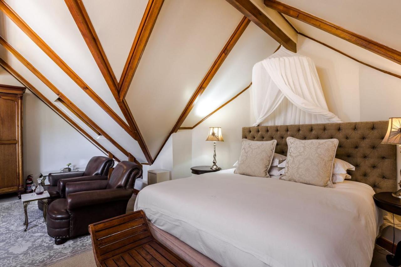 Roosenwijn Guesthouse Стеленбош Екстериор снимка