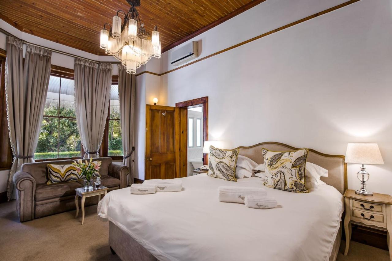 Roosenwijn Guesthouse Стеленбош Екстериор снимка